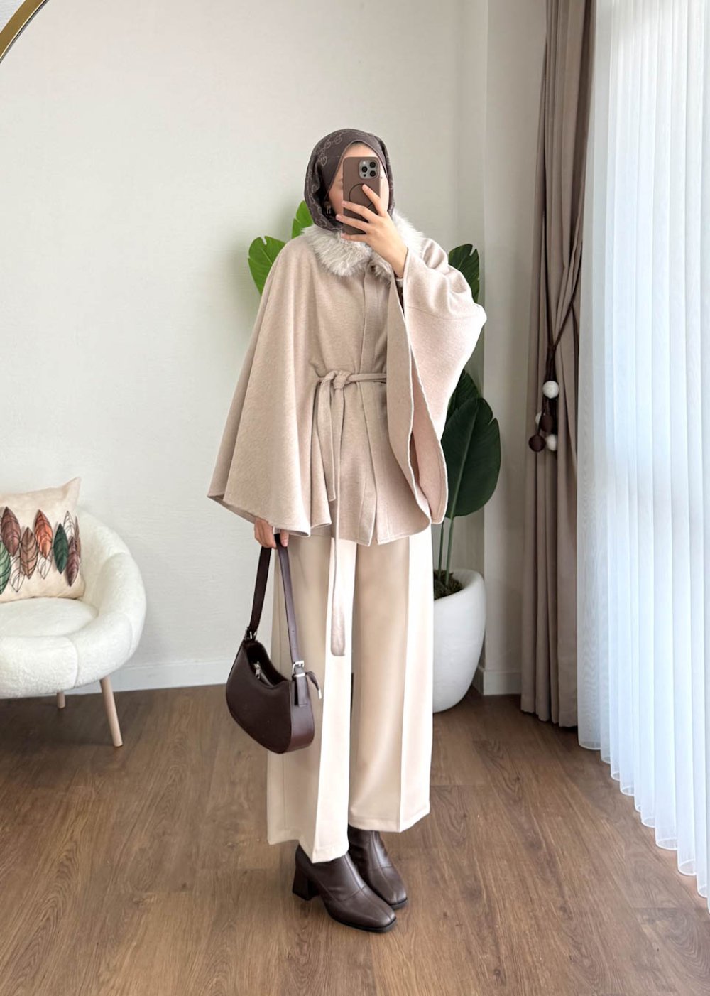 Kürklü Kaşe Panço Bej