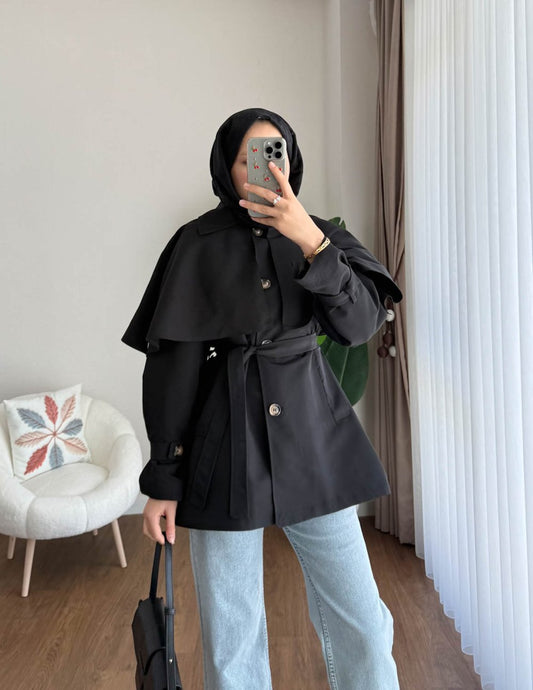 Pelerin Detaylı Ara Boy Trenç Siyah