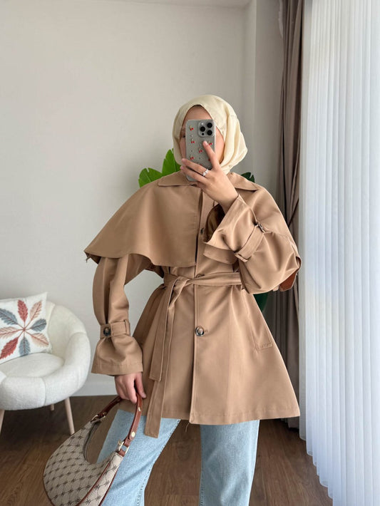 Pelerin Detaylı Ara Boy Trenç Bej